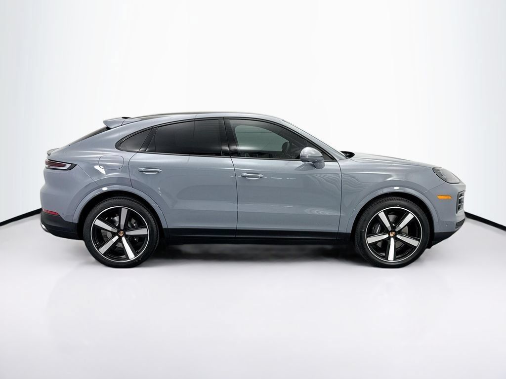Used 2026 Porsche Cayenne Coupe AWD/4WD image 8