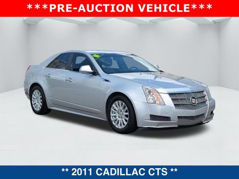 Used 2011 Cadillac CTS Sedan image 2