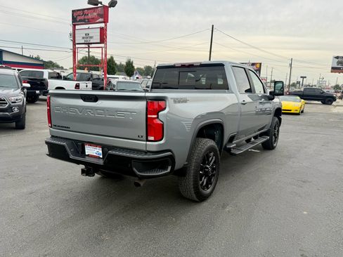 Used 2025 Chevrolet Silverado 2500 LT w/ Trail Boss Package AWD/4WD image 5