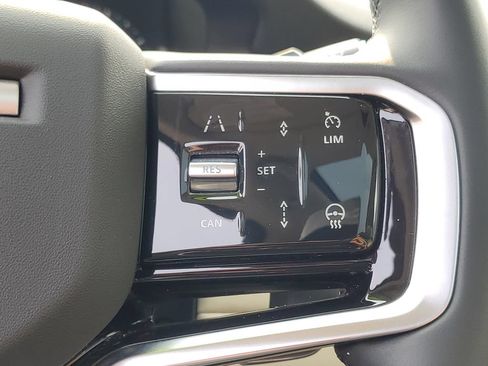 Used 2025 Land Rover Discovery Sport S AWD/4WD image 19