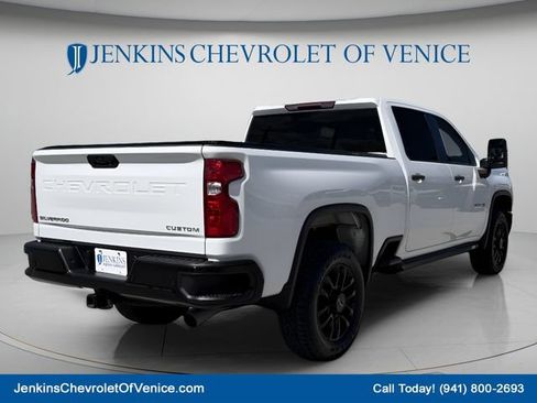 Used 2025 Chevrolet Silverado 2500 Custom w/ Custom Value Package AWD/4WD image 5