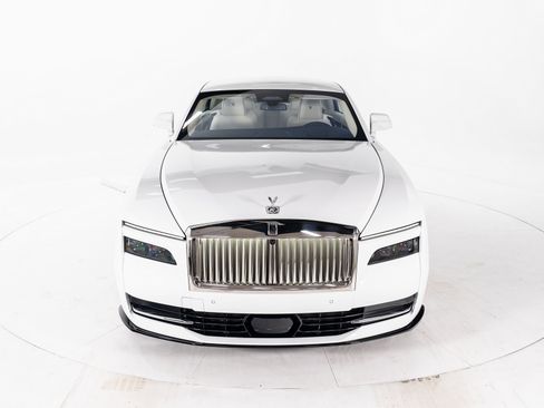Used 2025 Rolls-Royce Spectre w/ Spectre Launch Package image 8