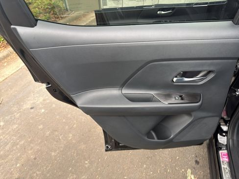 New 2026 Nissan Kicks SR w/ SR Premium Package image 31