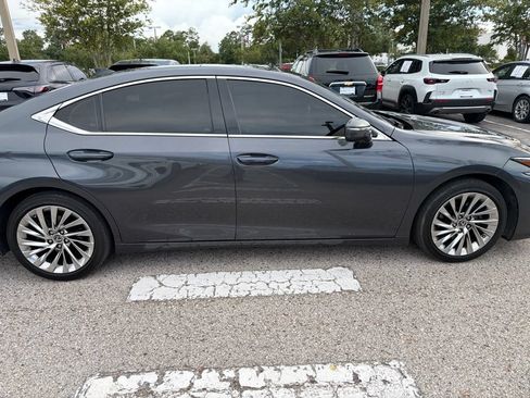 Used 2022 Lexus ES 350 Ultra Luxury w/ Accessory Package 2 FWD image 24