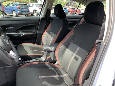 Used 2025 Nissan Versa SR w/ Trunk Package FWD image 19
