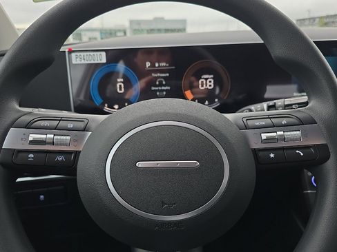 New 2025 Hyundai Tucson SE image 22