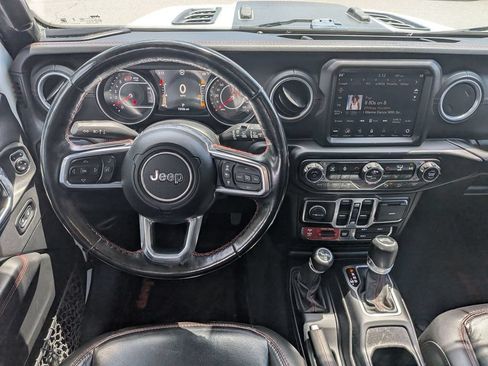 Used 2020 Jeep Wrangler Unlimited Rubicon w/ Quick Order Package 28Y Recon AWD/4WD image 18