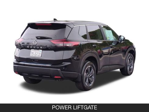 Used 2026 Nissan Rogue SV FWD image 9