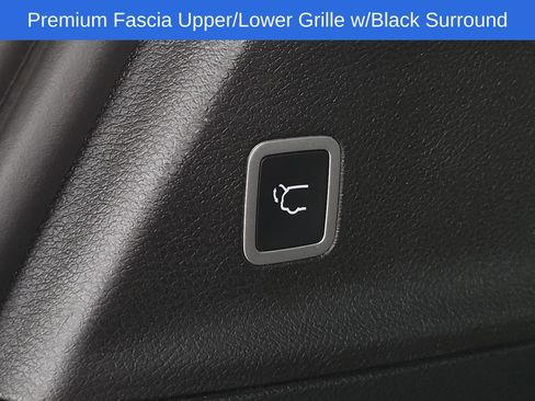 Used 2020 Chrysler Pacifica Touring-L w/ Advanced Safetytec Group FWD image 12