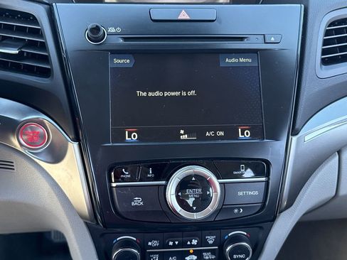Used 2019 Acura ILX FWD image 8
