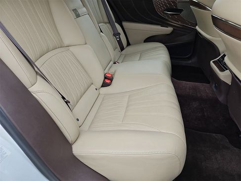 Used 2018 Lexus LS 500 AWD image 14