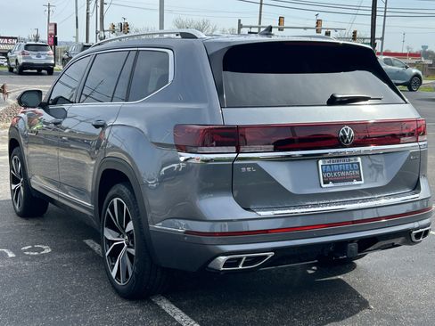Certified 2024 Volkswagen Atlas SEL Premium R-Line image 5