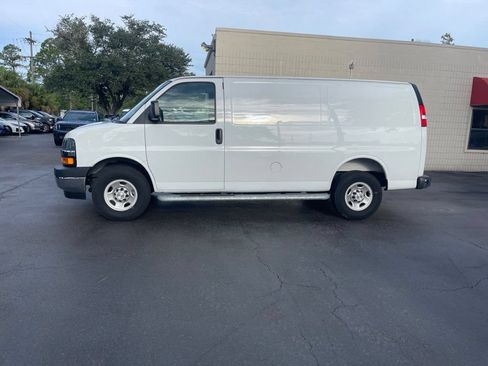 Used 2025 Chevrolet Express 2500 w/ Driver Convenience Package RWD image 2
