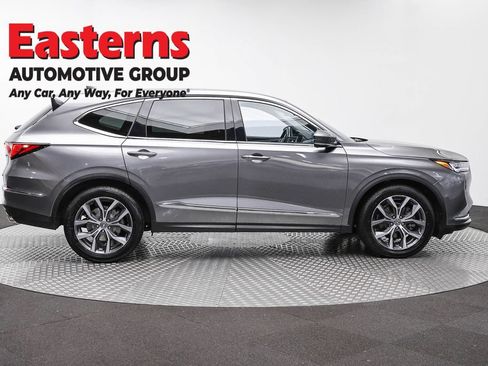 Used 2024 Acura MDX w/ Technology Package AWD/4WD image 4