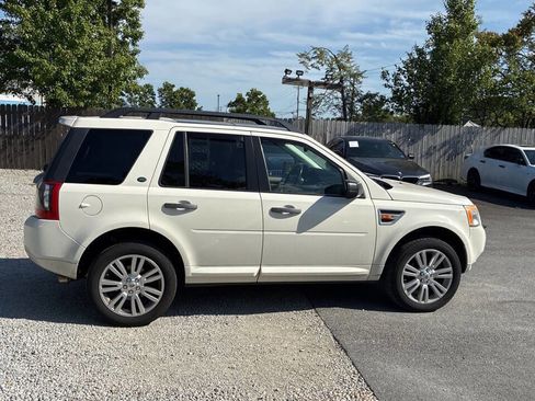 Used 2009 Land Rover LR2 HSE AWD/4WD image 5