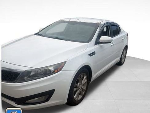Used 2013 Kia Optima LX FWD image 1