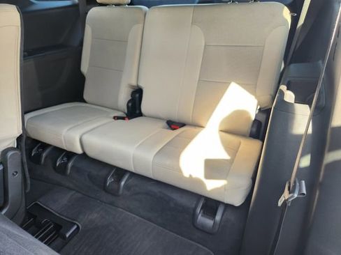 Certified 2023 Chevrolet Traverse LS image 12