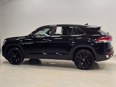 Used 2025 Volkswagen Atlas Cross Sport SE AWD/4WD image 35