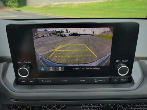 Used 2023 Honda Accord EX image 15