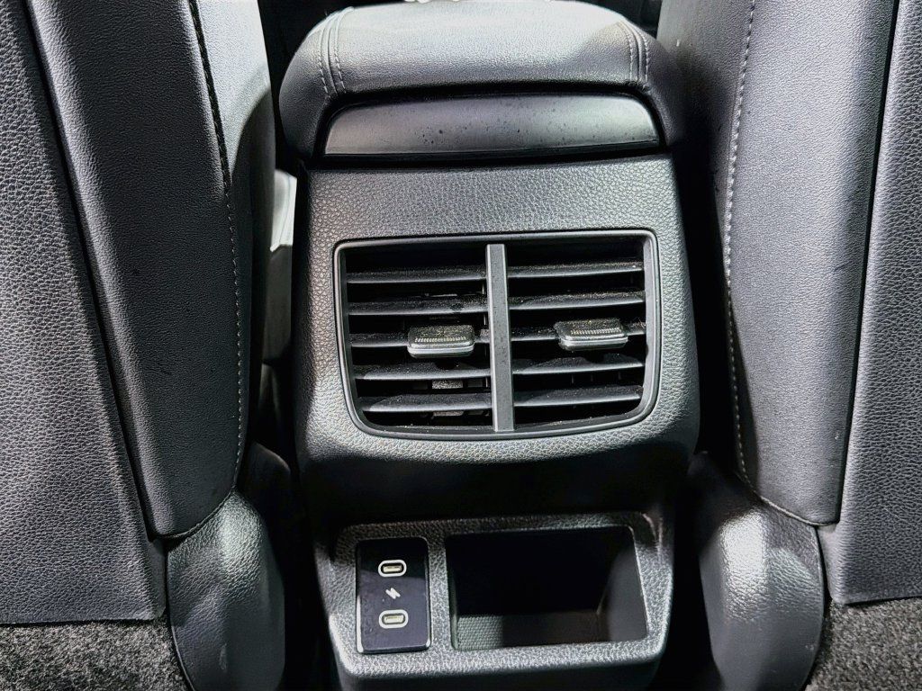 Used 2025 Kia Seltos S AWD/4WD image 26