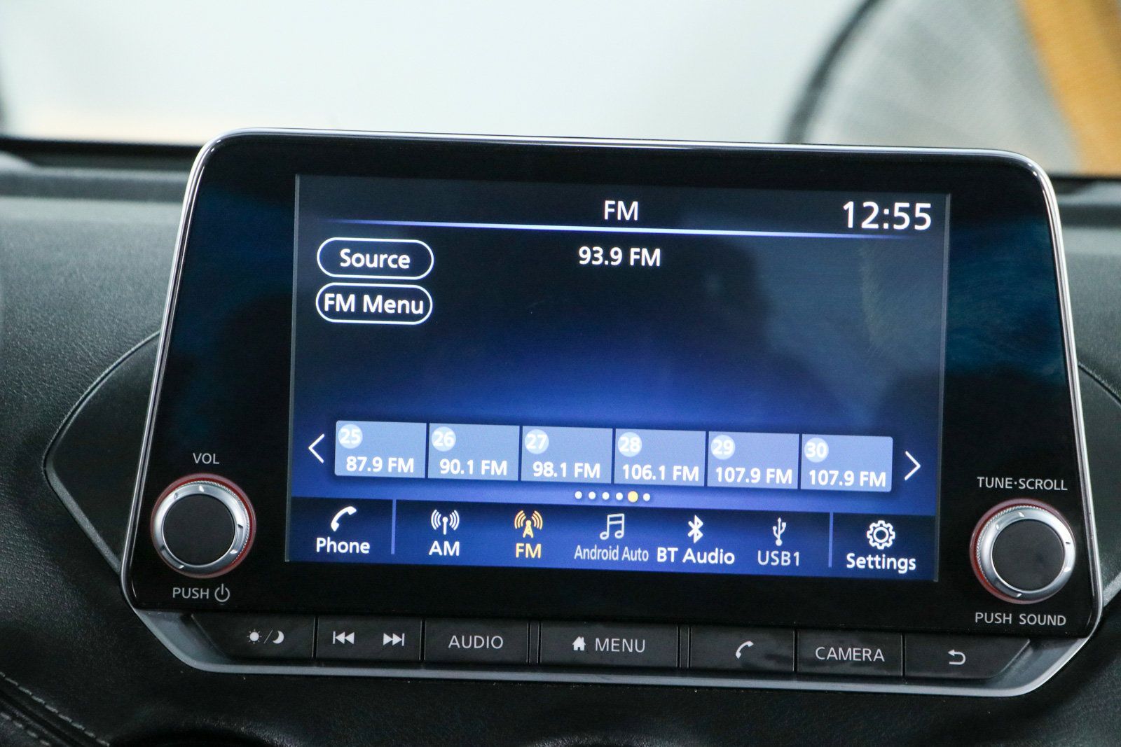 Used 2024 Nissan Sentra SV FWD image 19