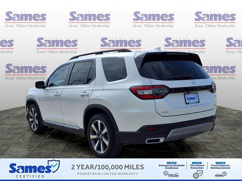 Used 2024 Honda Pilot Elite image 5