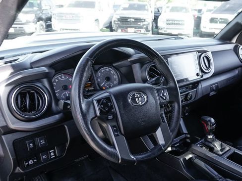 Used 2021 Toyota Tacoma TRD Pro AWD/4WD image 20