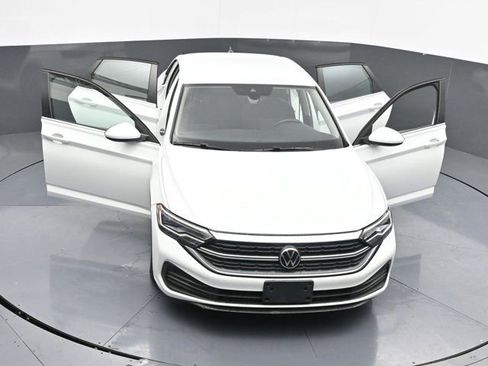 Used 2024 Volkswagen Jetta S image 42