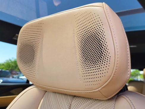 New 2025 Cadillac Escalade IQ Luxury 2 w/ LPO, Etrunk Organizer Package image 20