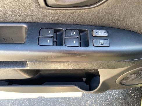 Used 2012 Kia Soul FWD image 11