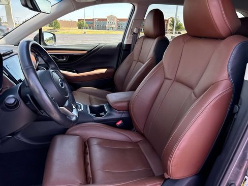 Used 2022 Subaru Outback Touring w/ Popular Package #2 AWD/4WD image 11