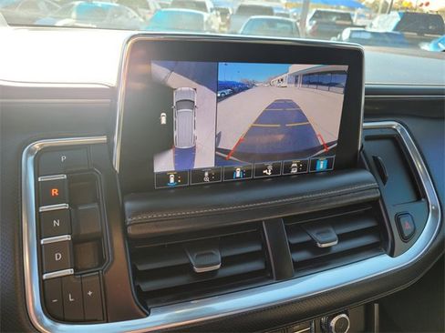 Used 2021 GMC Yukon AT4 w/ AT4 Premium Package image 28