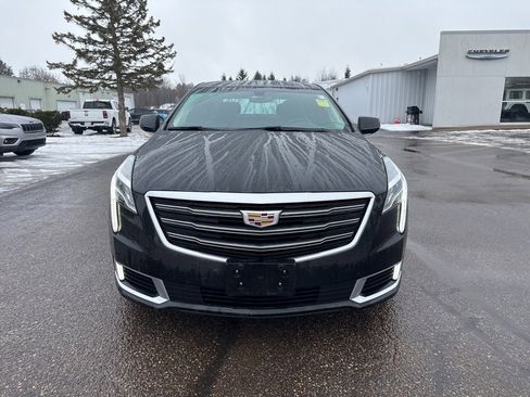 Used 2018 Cadillac XTS Luxury image 2