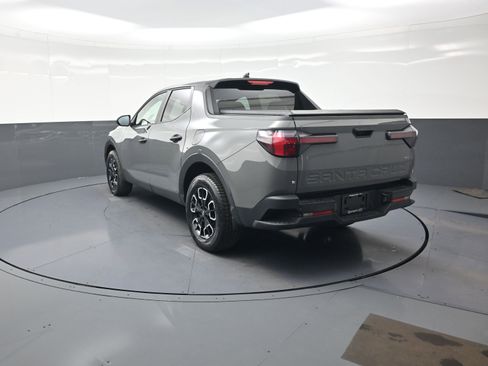 Used 2024 Hyundai Santa Cruz SEL AWD/4WD image 5