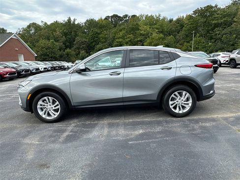 New 2025 Buick Envista Preferred w/ Convenience I Package image 9