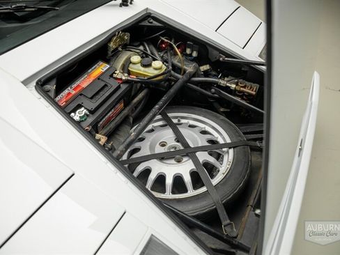 Used 1989 Lamborghini Countach Coupe RWD image 27