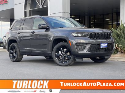 New 2025 Jeep Grand Cherokee Altitude