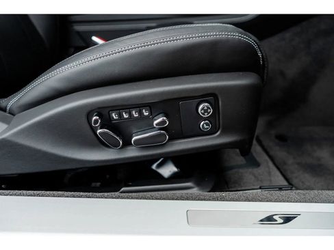 Used 2023 Bentley Continental GT V8 image 41