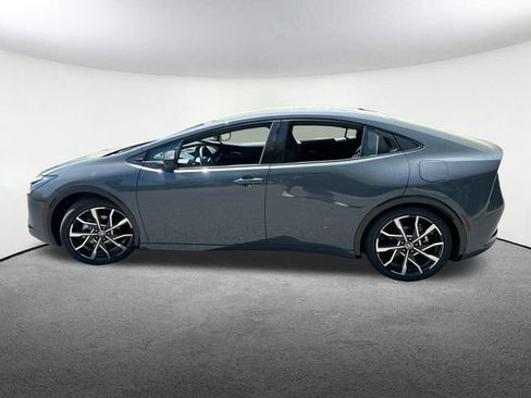 New 2026 Toyota Prius Plug-In Hybrid FWD image 6
