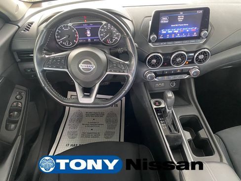 Used 2022 Nissan Sentra SV FWD image 30