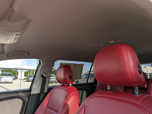 Certified 2021 Volkswagen Tiguan S FWD image 17