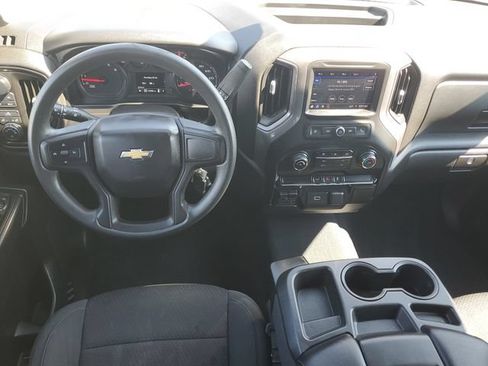 Certified 2020 Chevrolet Silverado 1500 Custom w/ Custom Value Package AWD/4WD image 11