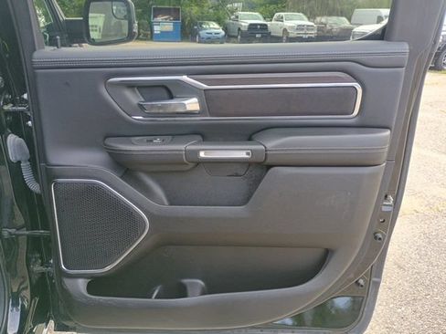 Used 2025 RAM 1500 Laramie AWD/4WD image 16