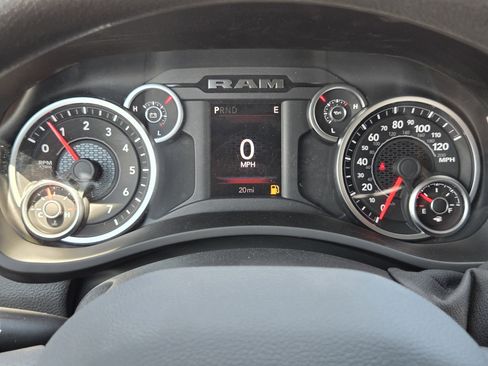 New 2026 RAM 2500 Tradesman AWD/4WD image 12