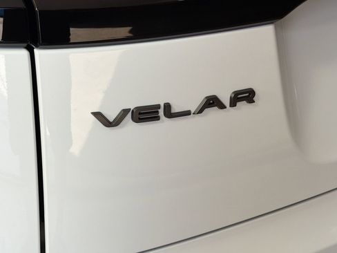Used 2026 Land Rover Range Rover Velar Dynamic SE AWD/4WD image 31