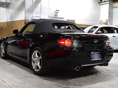 Used 2003 Honda S2000 image 8