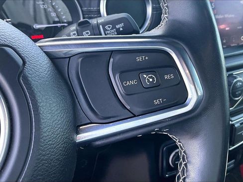 Used 2023 Jeep Wrangler Unlimited Sahara w/ Cold Weather Group AWD/4WD image 14