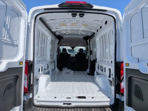 New 2026 Ford Transit 250 148 Medium Roof image 17