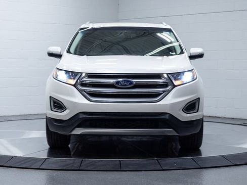 Used 2016 Ford Edge Titanium w/ Technology Package FWD image 5