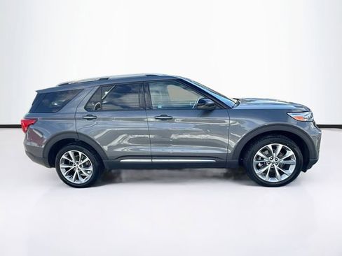 Certified 2021 Ford Explorer Platinum w/ Equipment Group 601A image 9